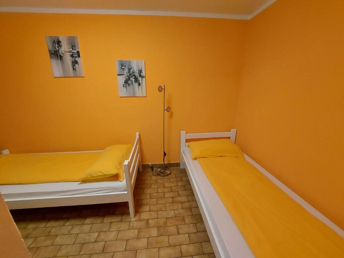 Terra Apartments Πιράν Εξωτερικό φωτογραφία