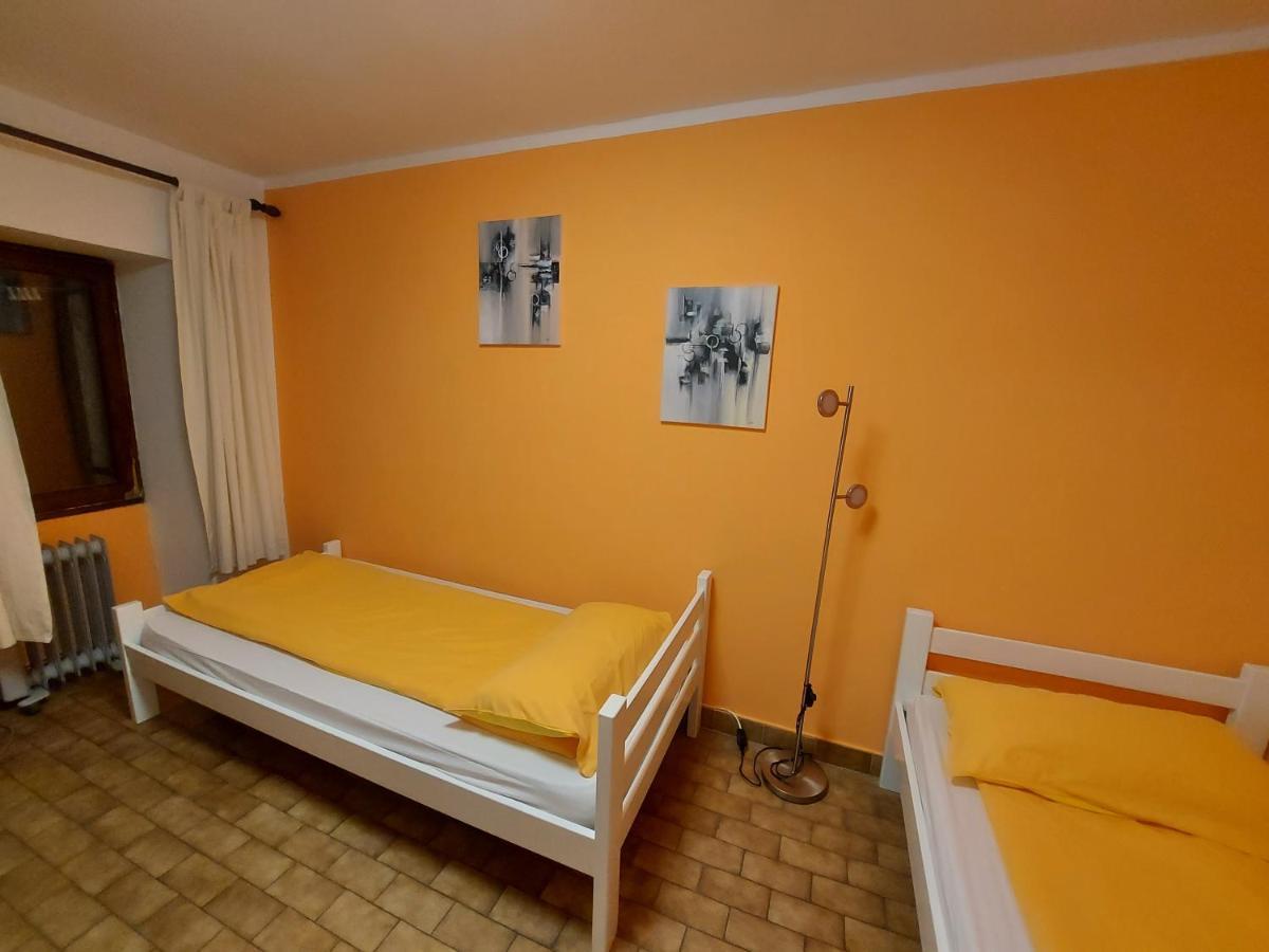 Terra Apartments Πιράν Εξωτερικό φωτογραφία