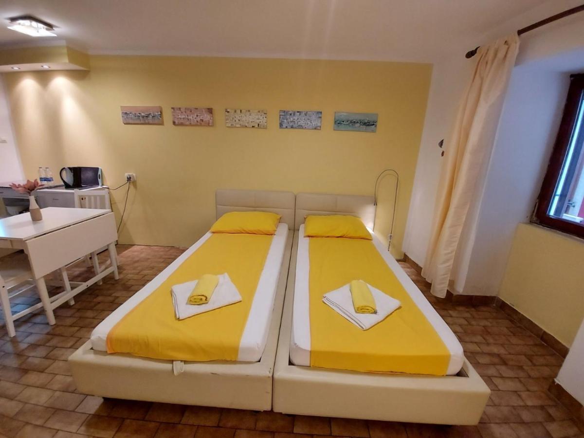 Terra Apartments Πιράν Εξωτερικό φωτογραφία