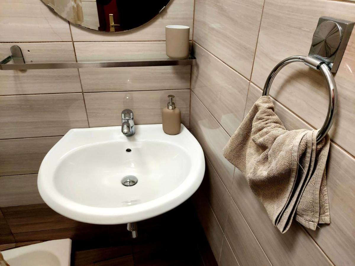 Terra Apartments Πιράν Εξωτερικό φωτογραφία